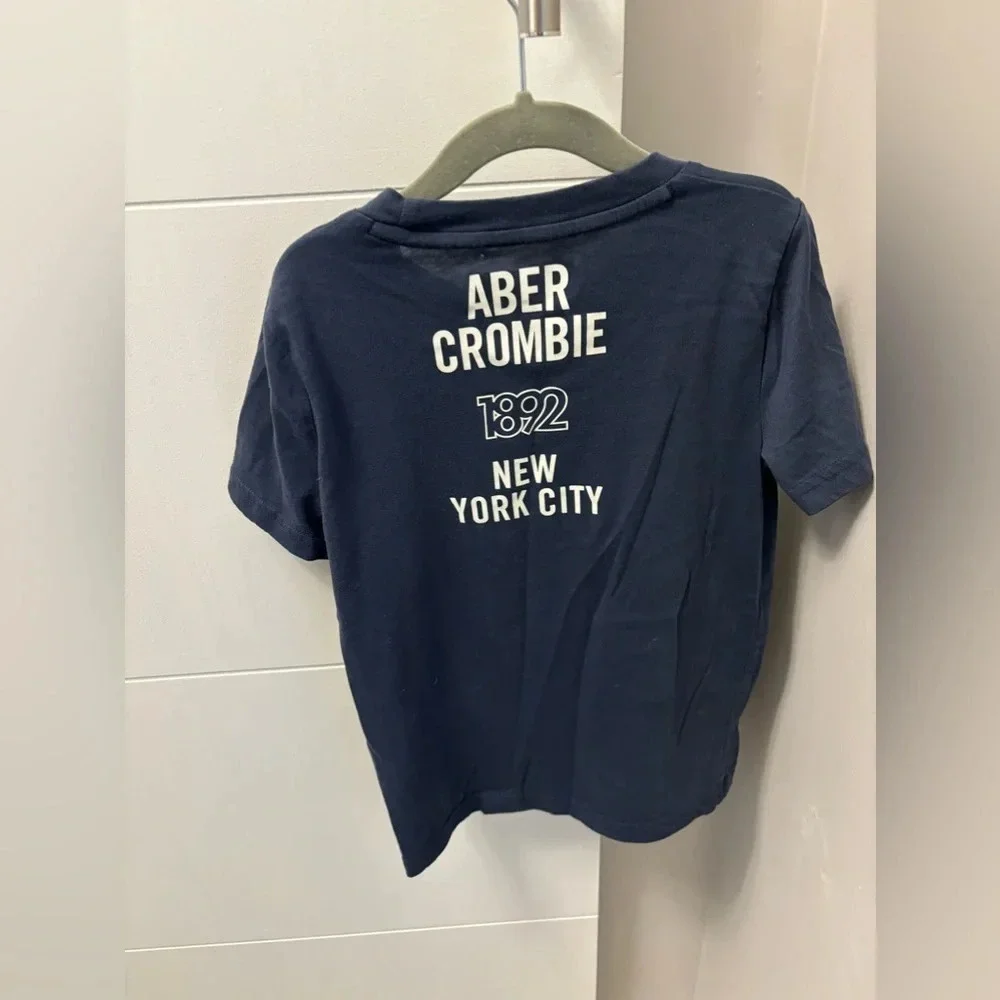 Abercrombie Kids Boys Navy Blue Logo Front And Back T Shirt Size 5/6 New York